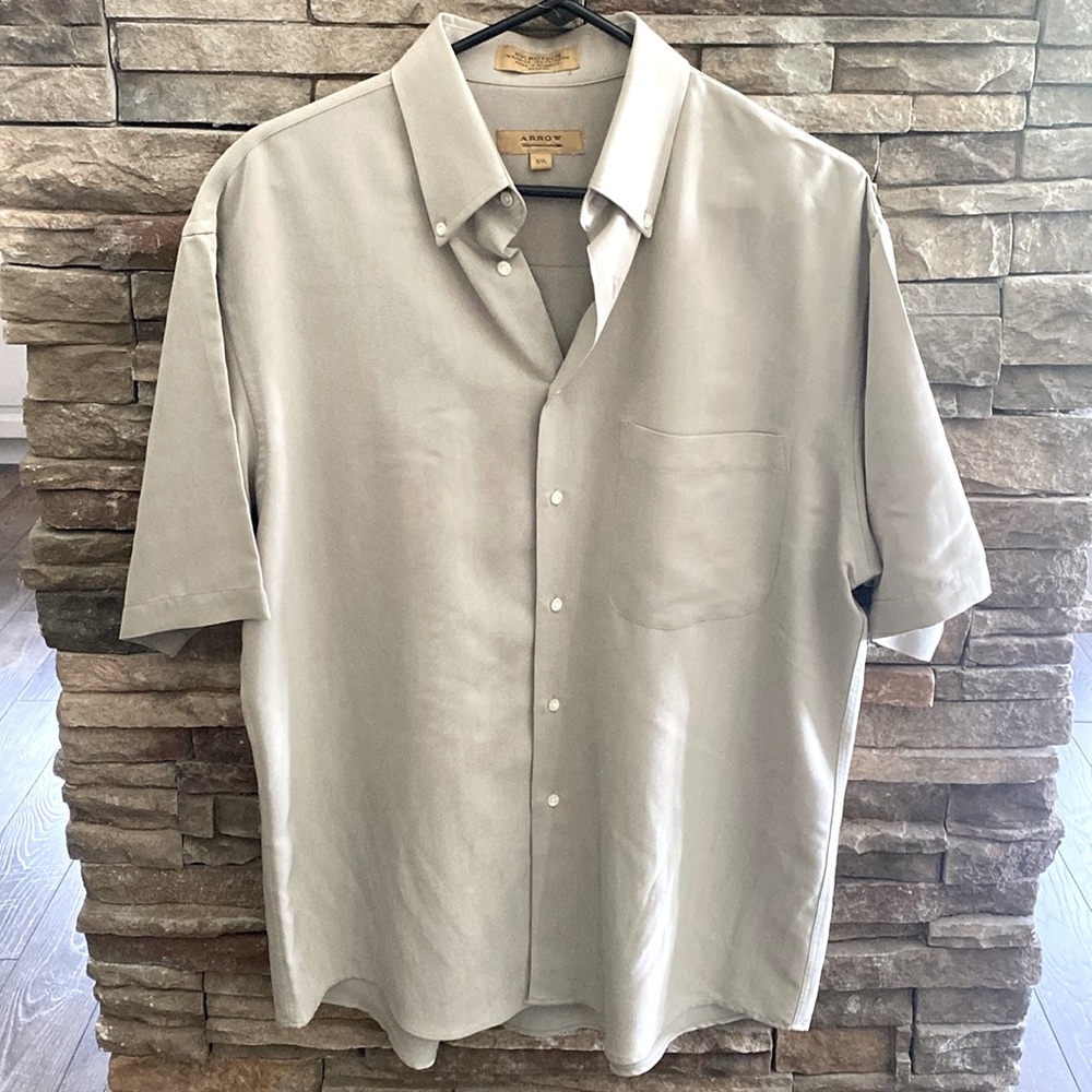 Arrow Men’s Short Sleeve Button Up Size 15 1/2